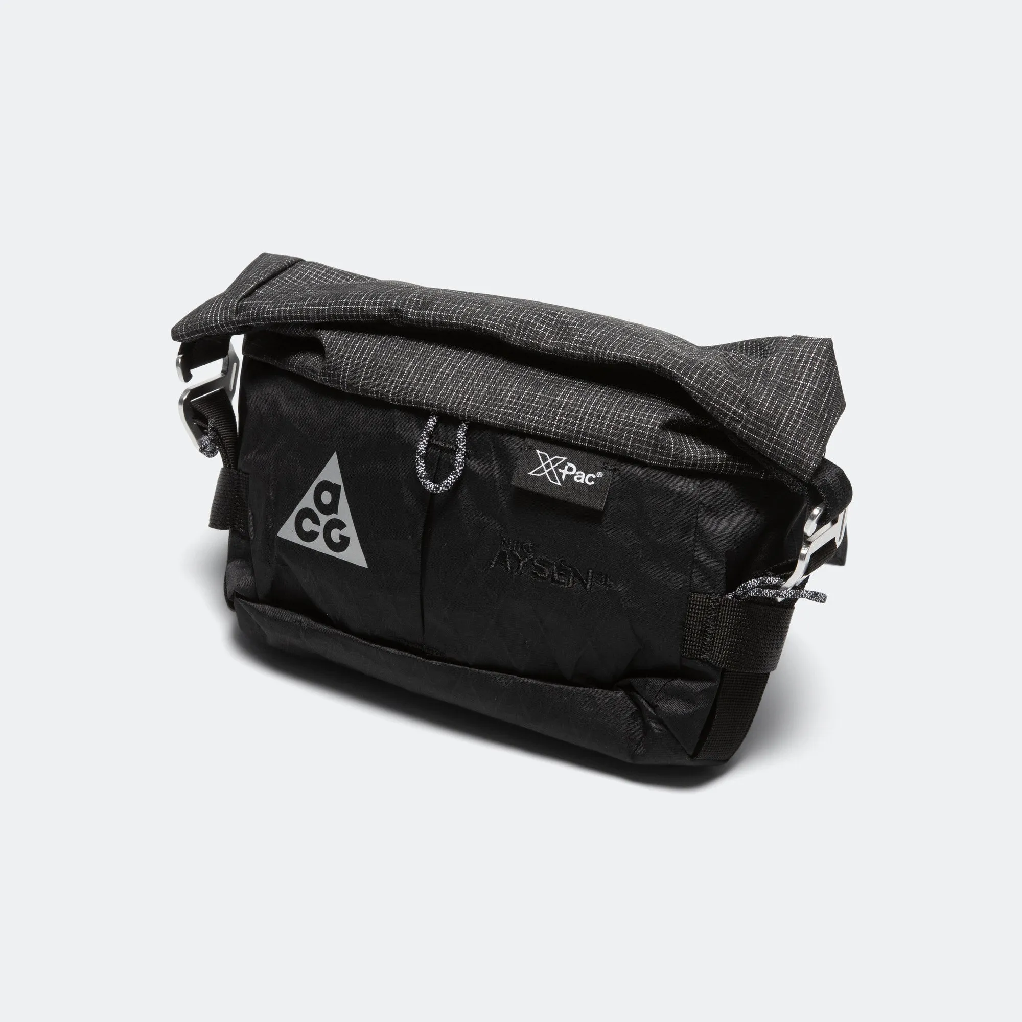 Aysen 3L Fanny Pack - Black/Metallic Silver