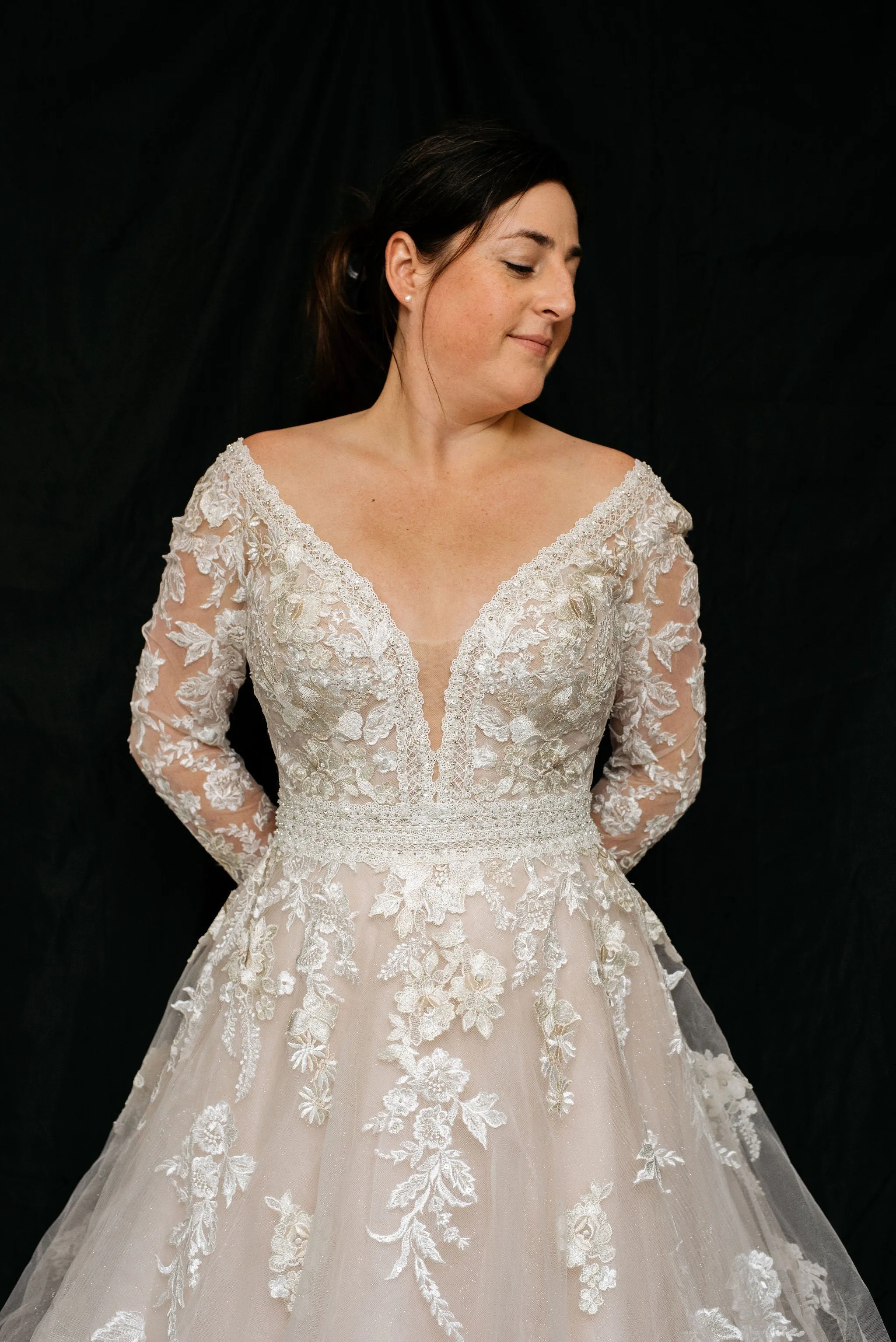 Brand New! Dress 910: Maggie Sottero "Raphael" waist 30