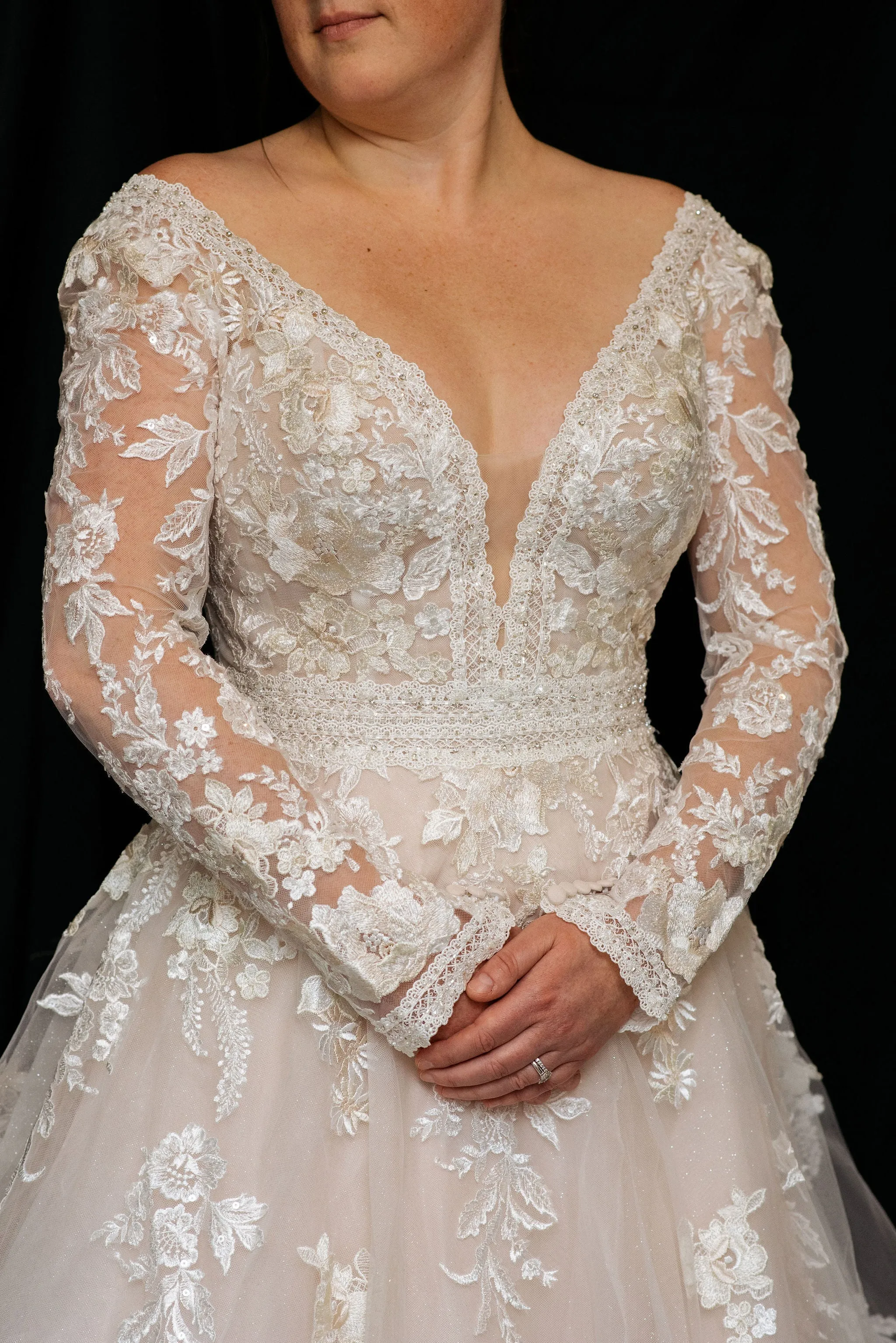 Brand New! Dress 910: Maggie Sottero "Raphael" waist 30