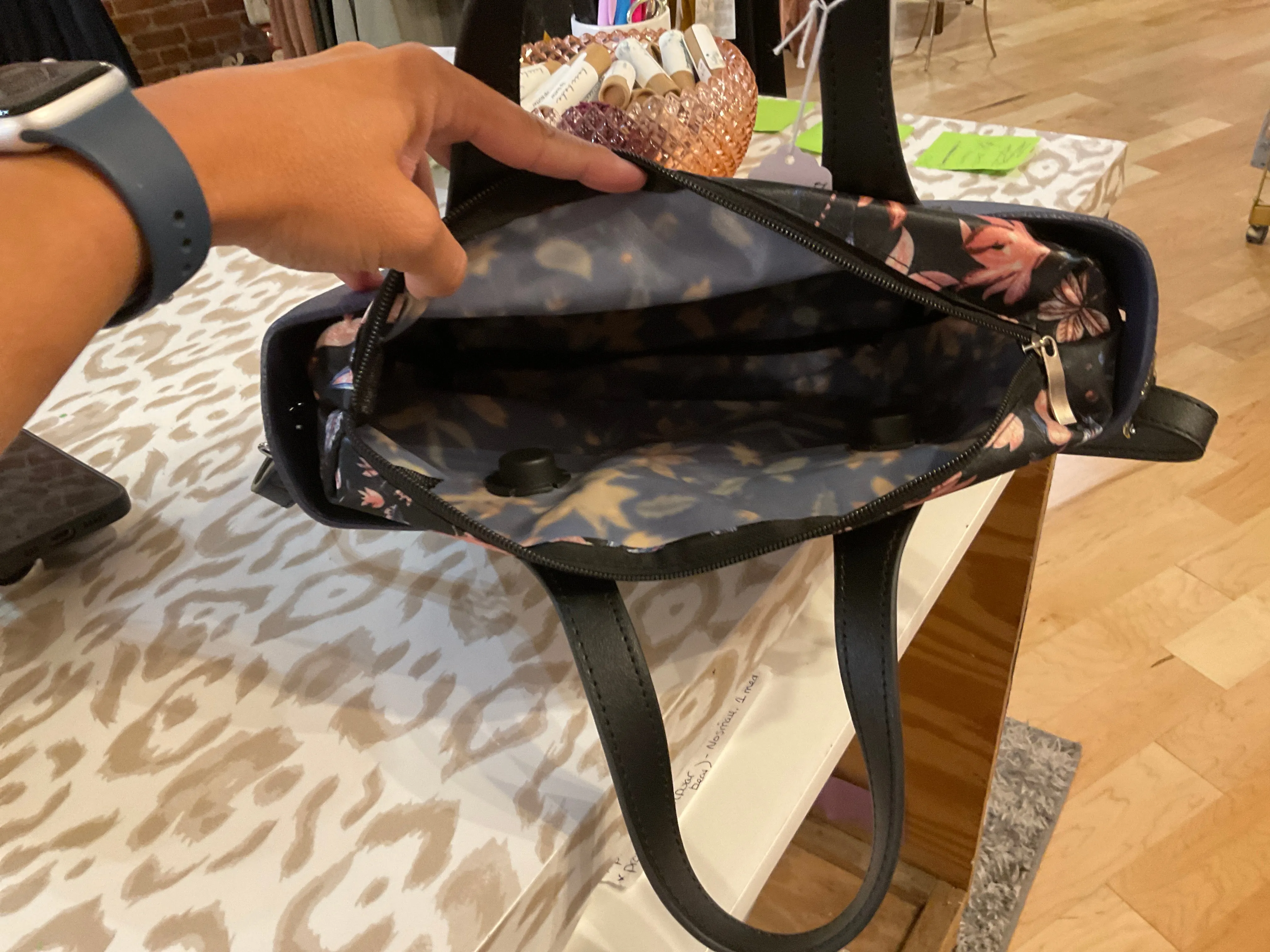 {{ClientCode}} NAVY FAIRYBAG PURSE