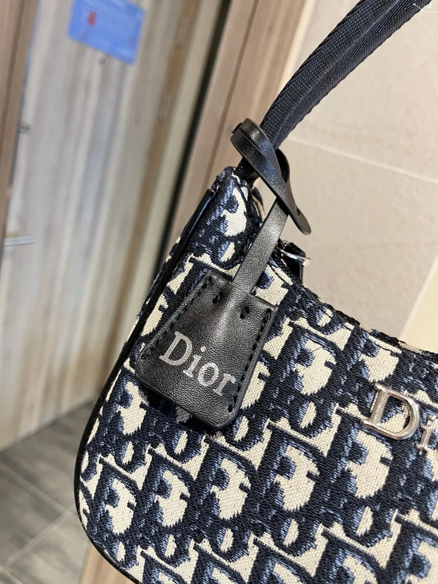 Designer Handbags DR 317