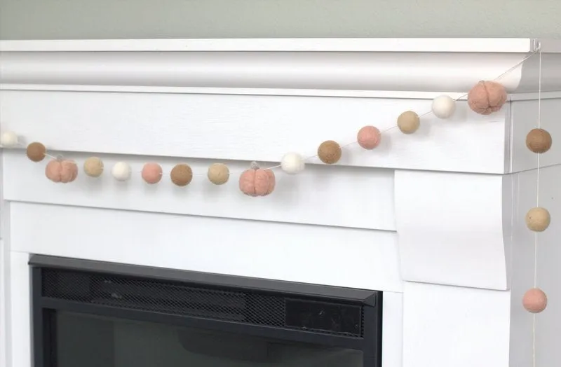 Felt Pumpkin Garland- Pink & Tan