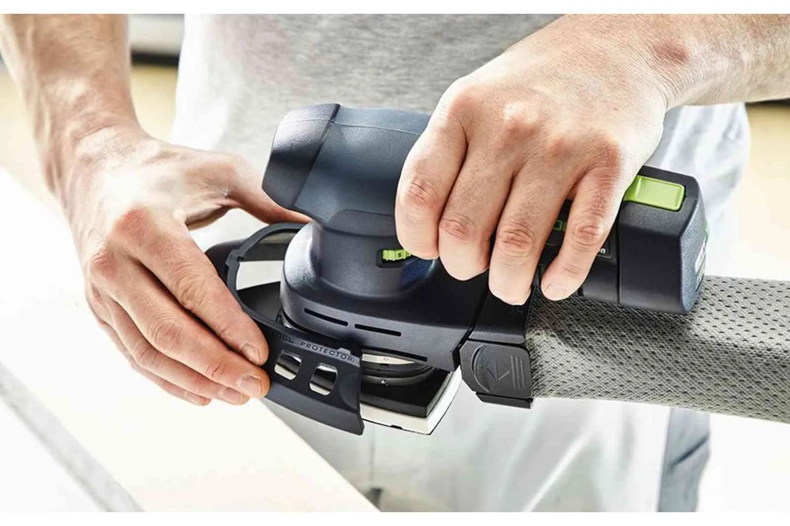 Festool | Cordless delta sander DTSC 400-Basic