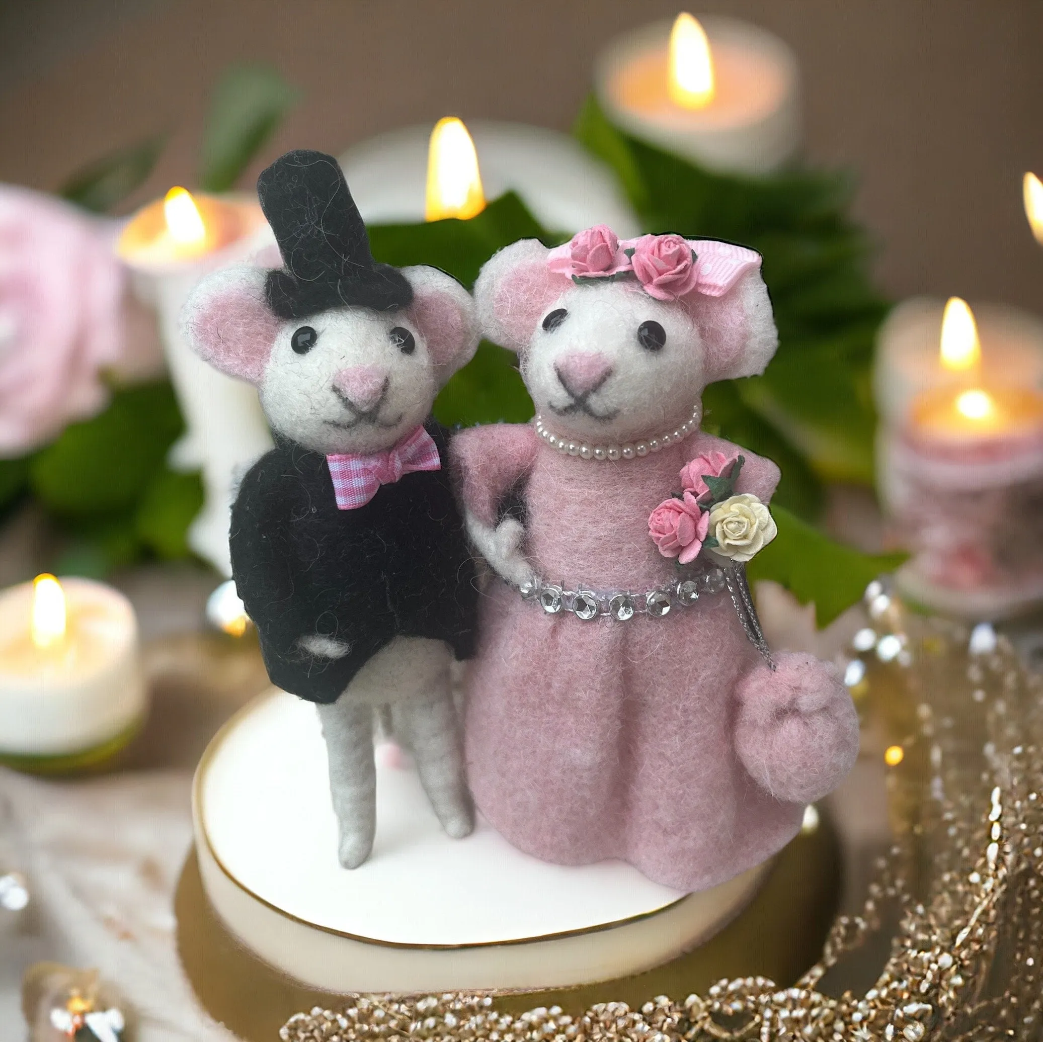 Hand made Felted Wedding Mice gift, Bridesmaid Gift, Maid of Honour Gift, Flower Girl Gift, Wedding Couple Gift, Cake Topper, Bride Shower