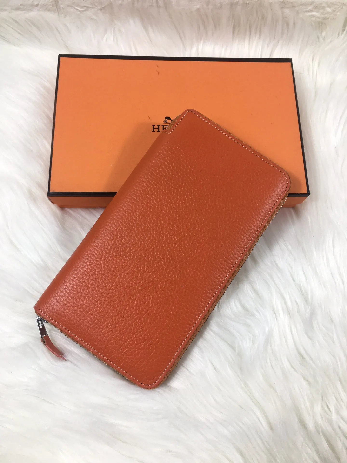 HM SILK'IN CLASSIC WALLET 20 ORANGE GRAINED CALFSKIN