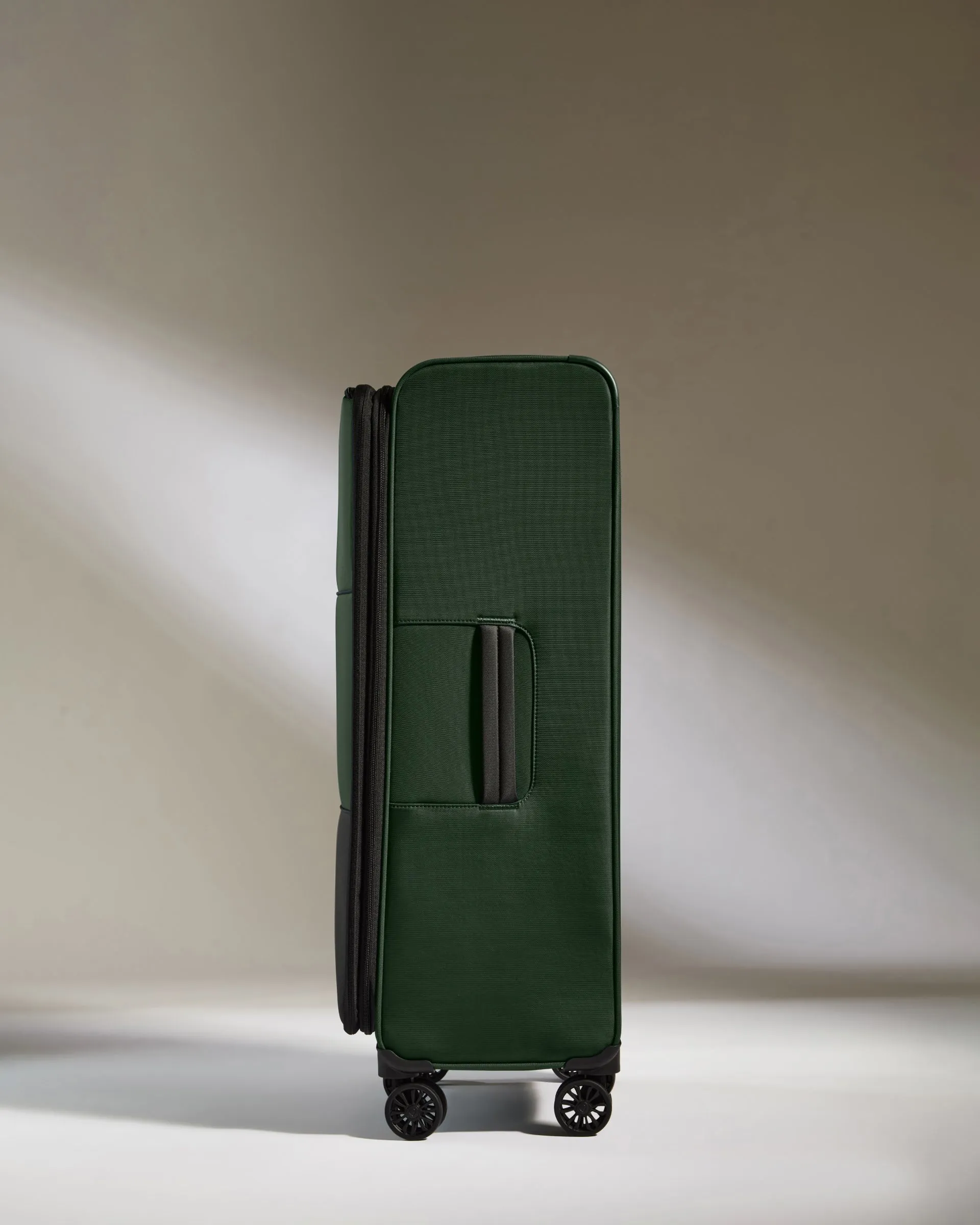 Lightest Large Suitcase in Antler Green - Soft Stripe