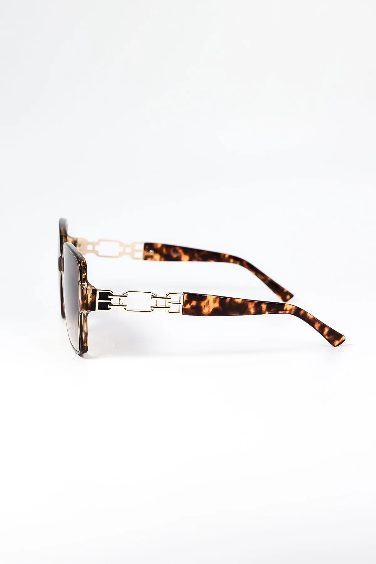 Oversized Tortoise Shell Sunglasses with Gold Detail