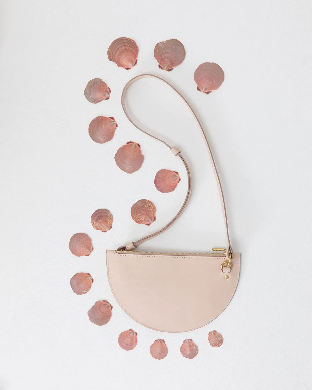 SM Lune Pochette Shell