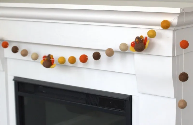 Thanksgiving Turkey Garland- Brown, Orange