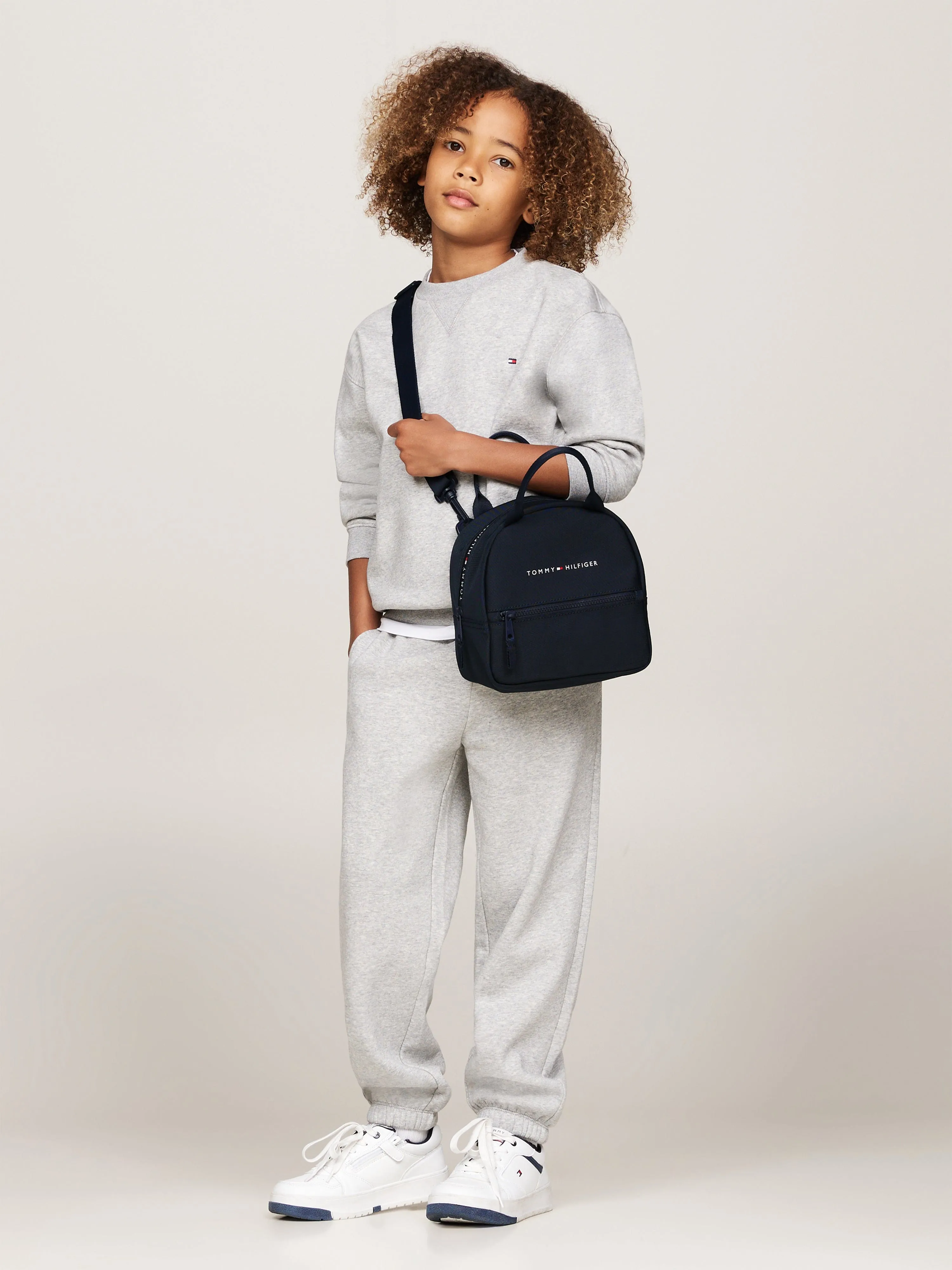 Tommy Hilfiger Kids The Essential Lunch Bag in Navy (23cm)