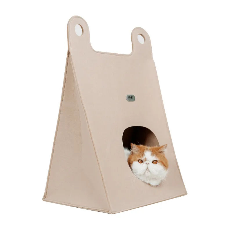 Tote Bag Style Cat Bed And Scratcher