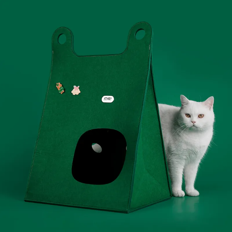 Tote Bag Style Cat Bed And Scratcher