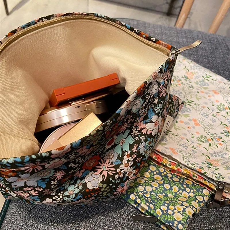 Vintage Floral Cotton Makeup Storage Bag from Mainland China